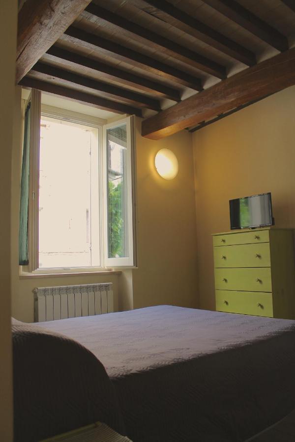 Alter Ego B&B Assisi Bagian luar foto